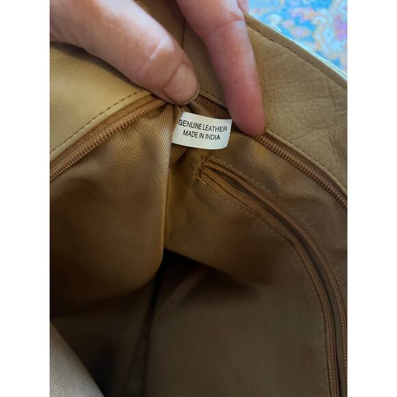 Genuine leather yellow purse - Picture 2 of 6